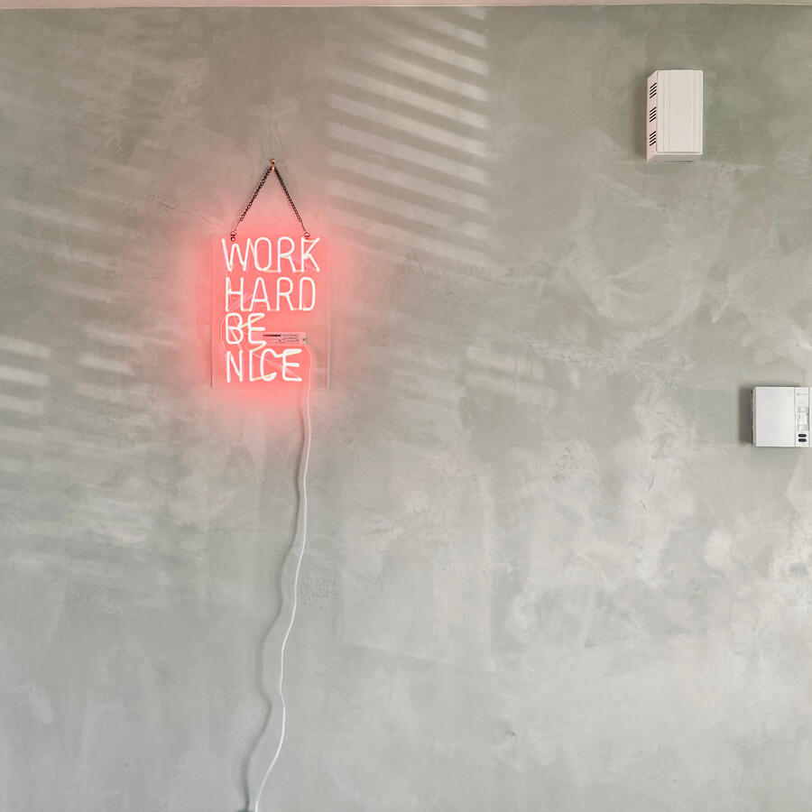 On travaille fort, mais on est fin!